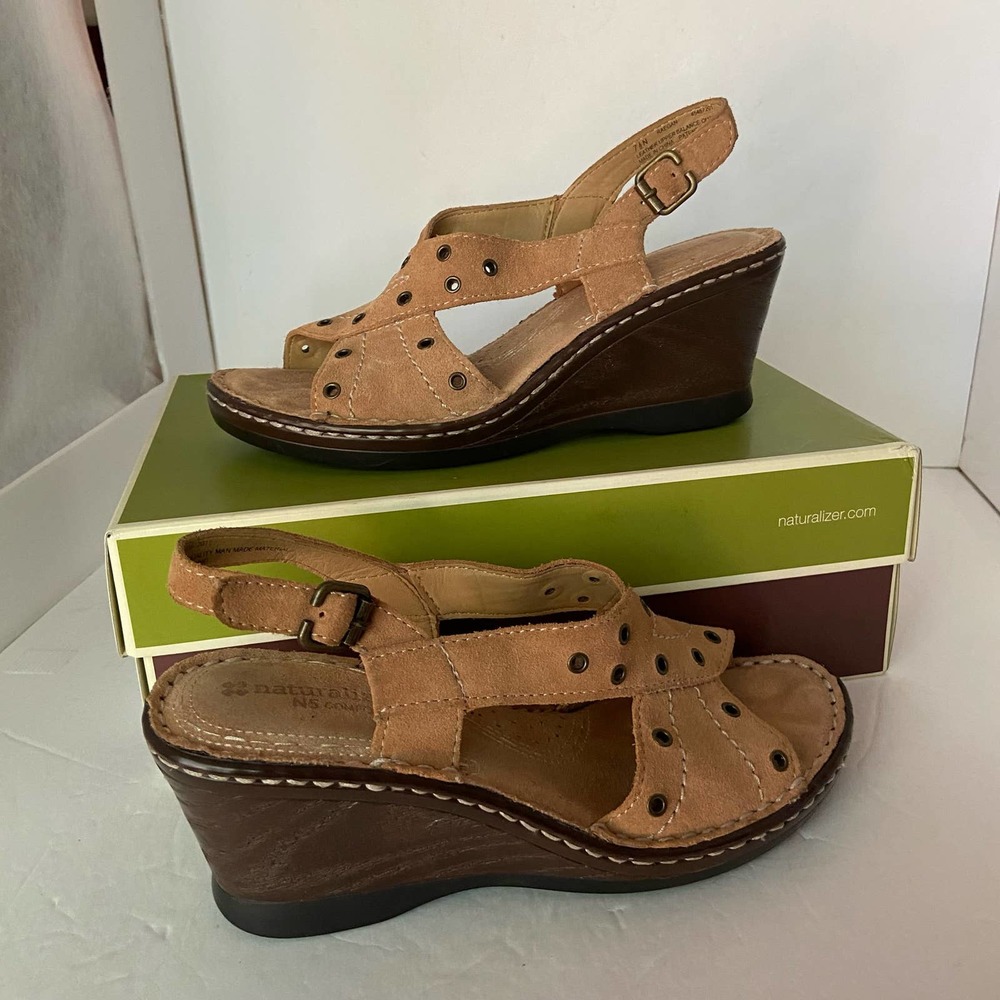 Naturalizer Shoe Raegon Cookie Dough 7.5 N Sling Back Wedge